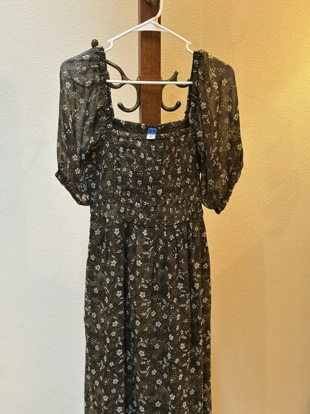 Old Navy Olive Green Floral Smocked Midi Dress